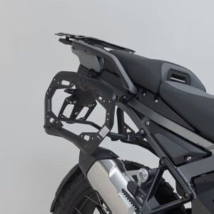 [SW모텍] BMW R1300GS ADV 어드밴쳐 (2025) - PRO 사이드 캐리어 - KFT.07.976.30000/B (케이스 종류별 어댑터 별도)